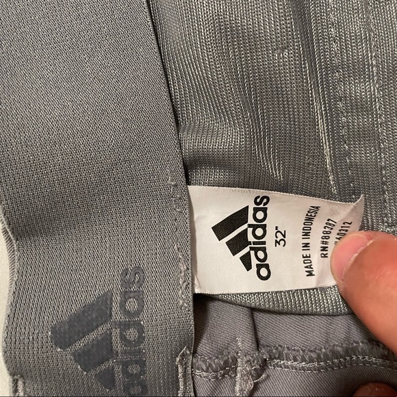 Adidas golf 365 shorts 32 - Picture 3 of 3